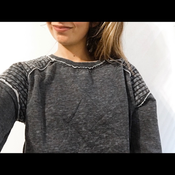 *LAST ONE* NWT gray burnout crewneck pullover - Picture 3 of 7